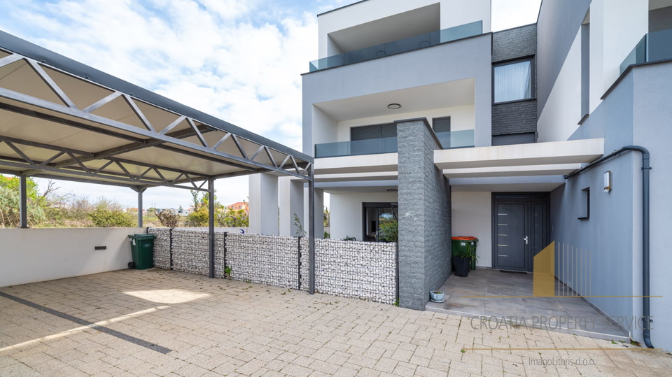 Schöne Wohnung mit Garten in einem modernen Neubau - Zaton, Nin!