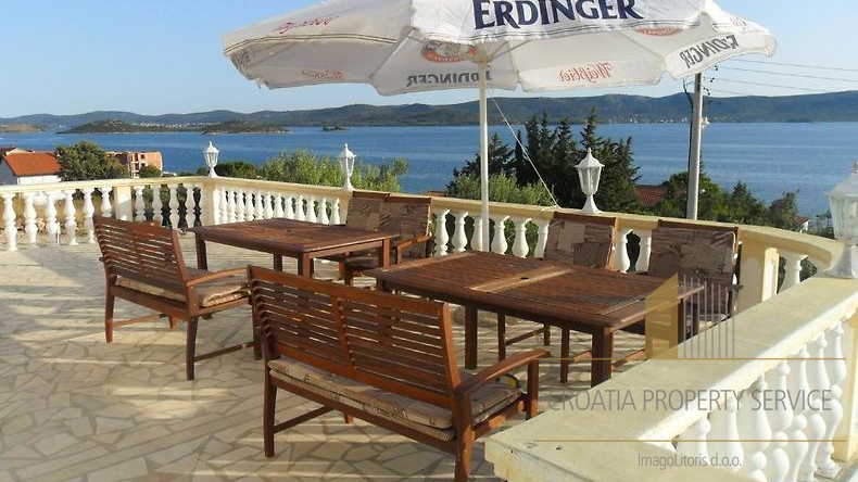 Uveljavljen hotel s čudovitim pogledom na morje v bližini Zadra!