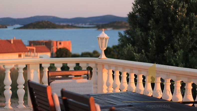 Uveljavljen hotel s čudovitim pogledom na morje v bližini Zadra!
