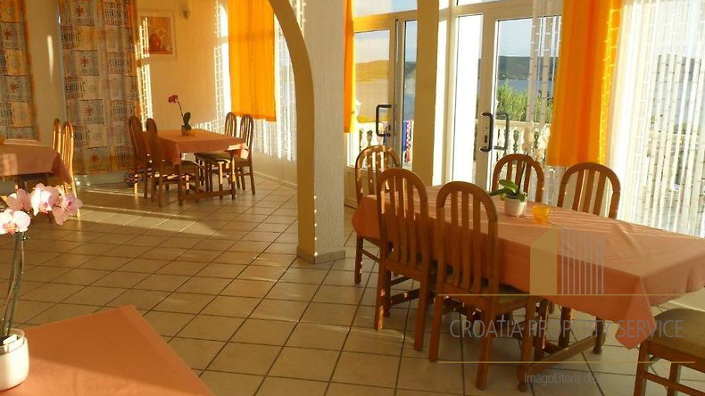 Uveljavljen hotel s čudovitim pogledom na morje v bližini Zadra!