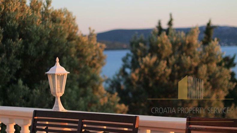 Uveljavljen hotel s čudovitim pogledom na morje v bližini Zadra!