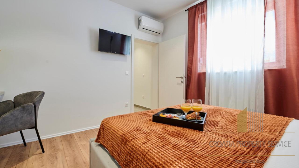 Splendida villa di lusso con piscina – Kaštela!