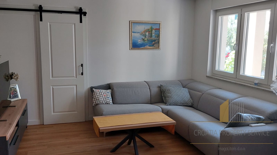 Moderna villa con vista mare – Kaštela!