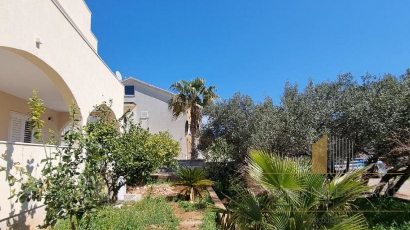Wunderschöne Villa mit Pool, Garten und Nebengebäude - Stari Grad, Insel Hvar!