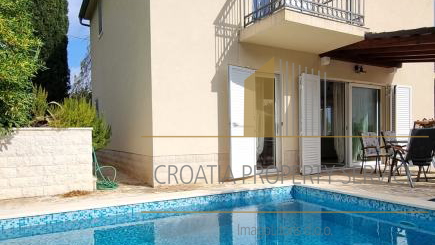 Wunderschöne Villa mit Pool, Weinkeller und Terrassen – Jelsa, Insel Hvar!