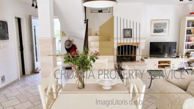 Wunderschöne Villa mit Pool, Weinkeller und Terrassen – Jelsa, Insel Hvar!