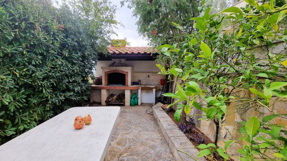 Wunderschöne Villa mit Pool, Weinkeller und Terrassen – Jelsa, Insel Hvar!