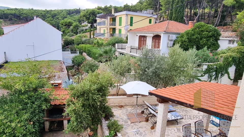 Wunderschöne Villa mit Pool, Weinkeller und Terrassen – Jelsa, Insel Hvar!
