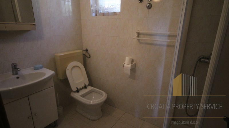 Exceptional opportunity: Charming house 50 m from the sea - Vrboska, Hvar!