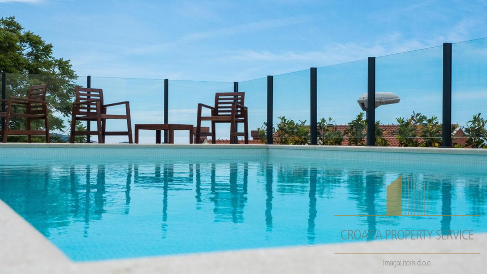 Beautiful apartment villa with a sea view in Župa Dubrovačka!