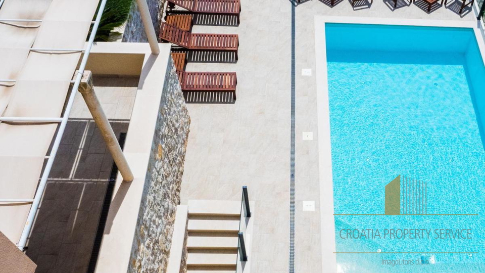 Beautiful apartment villa with a sea view in Župa Dubrovačka!