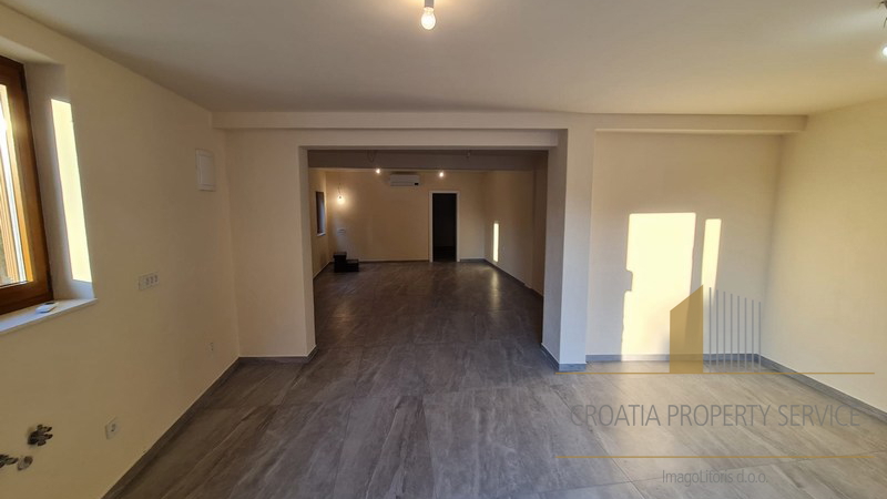A new elegant house 160 m from the beach in the very center of Jelsa - the island of Hvar!