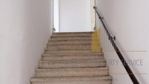 Außergewöhnliche Wohnung im Herzen von Split – einzigartige Gelegenheit!