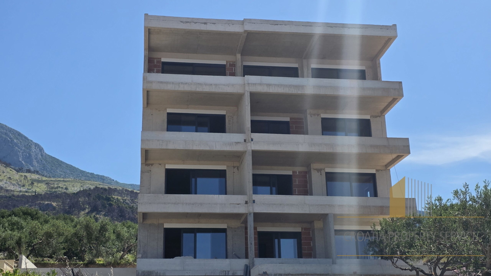 One-bedroom apartment in a new building 120 m from the sea - Tučepi, Makarska Riviera!