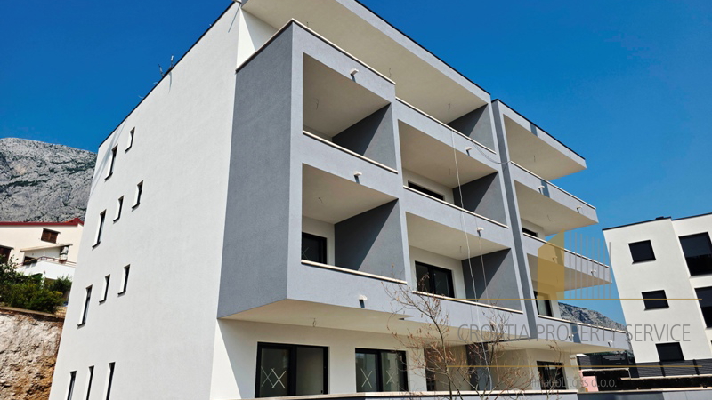 Spazioso appartamento trilocale con vista mare – Nuova costruzione, Makarska