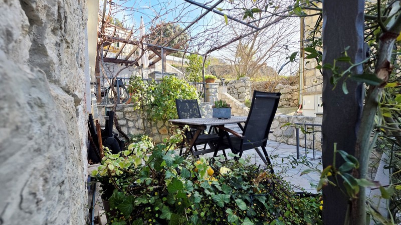 &Ocy;&chcy;&acy;&rcy;&ocy;&vcy;&acy;&tcy;&iecy;&lcy;&softcy;&ncy;&ycy;&jcy; &dcy;&ocy;&mcy; &scy; &kcy;&ocy;&ncy;&ocy;&bcy;&ocy;&jcy; &icy; &tcy;&iecy;&rcy;&rcy;&acy;&scy;&acy;&mcy;&icy; &scy; &pcy;&acy;&ncy;&ocy;&rcy;&acy;&mcy;&ncy;&ycy;&mcy; &vcy;&icy;&dcy;&ocy;&mcy; &ncy;&acy; &mcy;&ocy;&rcy;&iecy; - &Bcy;&acy;&shcy;&kcy;&acy; &Vcy;&ocy;&dcy;&acy;&excl;