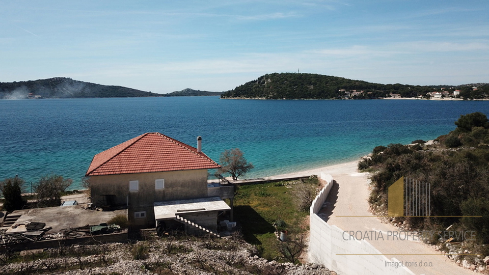 Luxuriöse Wohnung 50 m vom Strand entfernt – Kalebova Luka!