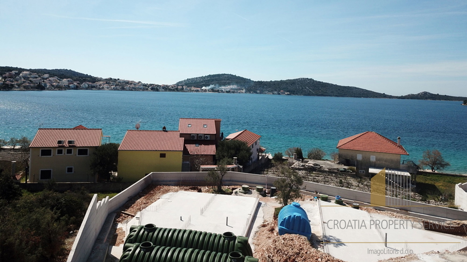 Luxuriöse Wohnung 50 m vom Strand entfernt – Kalebova Luka!
