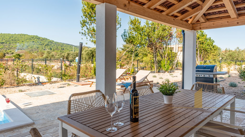 Casa, 130 m2, Vendita, Pašman