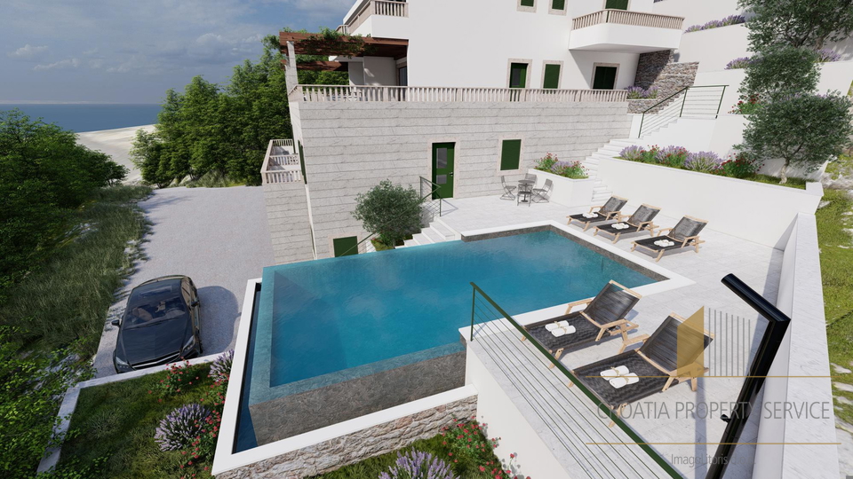 Luxurious villa with great potential, first row by the sea in the vicinity of Omiš!