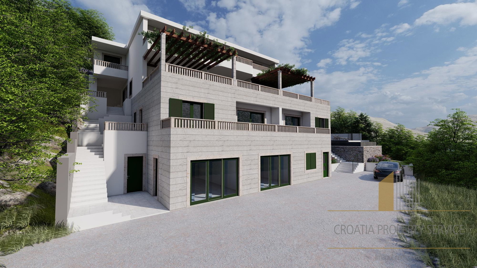Luxurious villa with great potential, first row by the sea in the vicinity of Omiš!