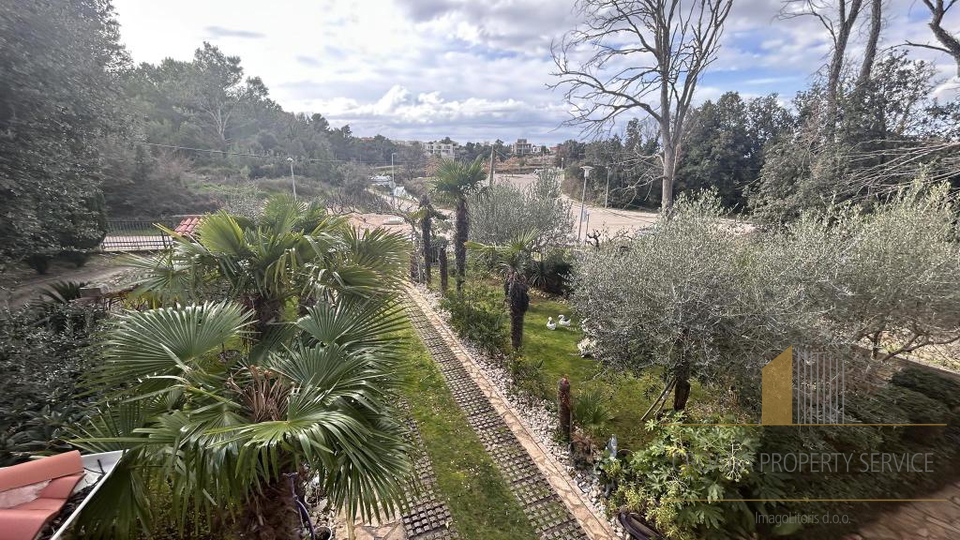 Geräumiges Apartmenthaus 50 m vom Strand entfernt in der Nähe von Zadar!