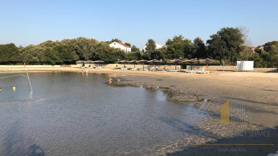 Geräumiges Apartmenthaus 50 m vom Strand entfernt in der Nähe von Zadar!