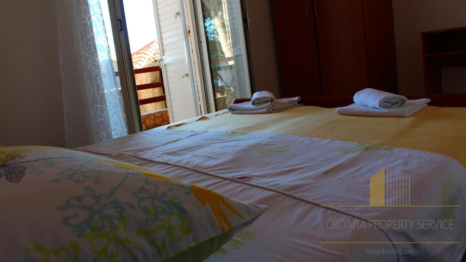 Attractive pension in an exclusive location by the sea on the island of Hvar!