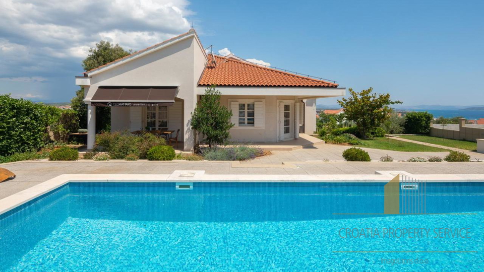 Casa, 250 m2, Vendita, Vodice