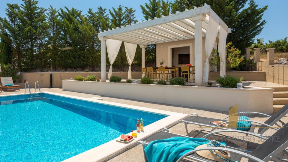 Casa, 250 m2, Vendita, Vodice