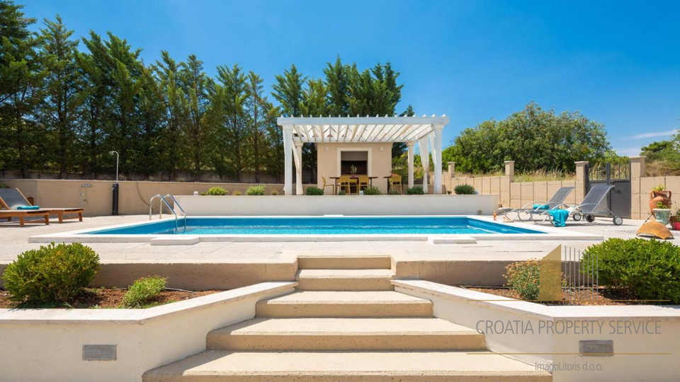 Casa, 250 m2, Vendita, Vodice