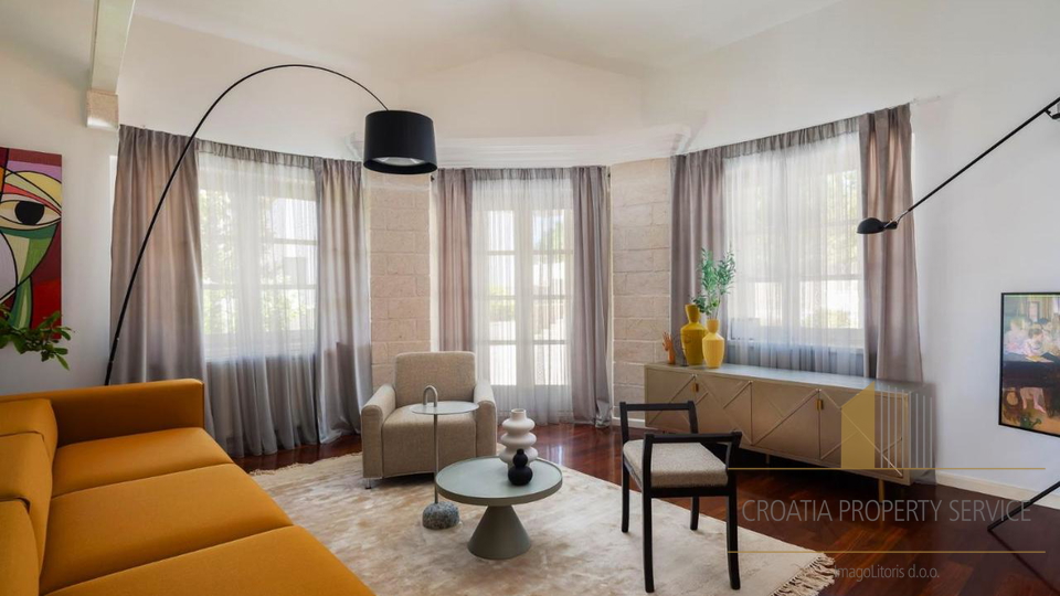 Casa, 250 m2, Vendita, Vodice