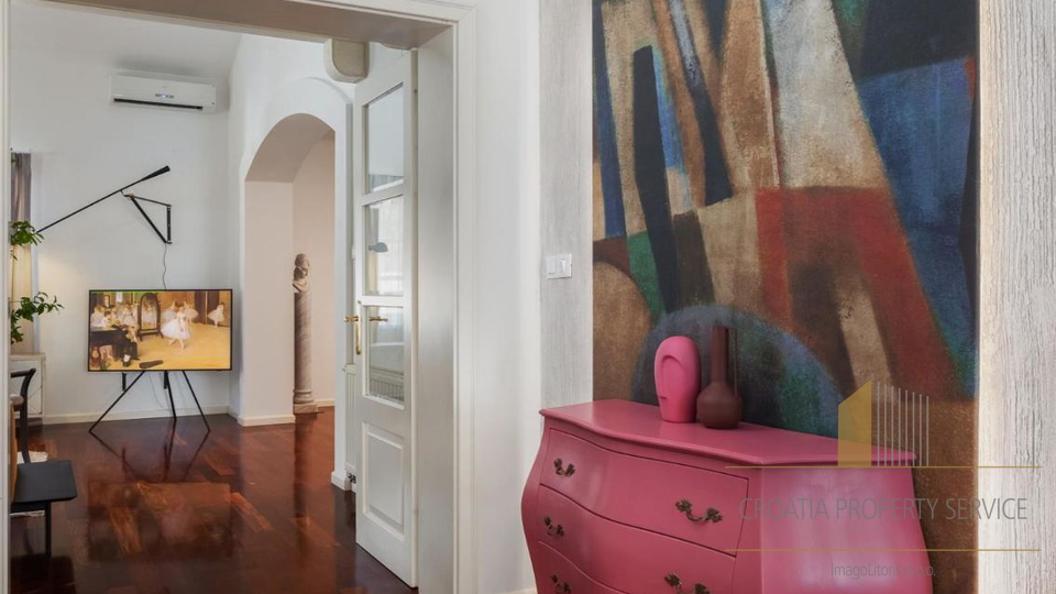 Casa, 250 m2, Vendita, Vodice