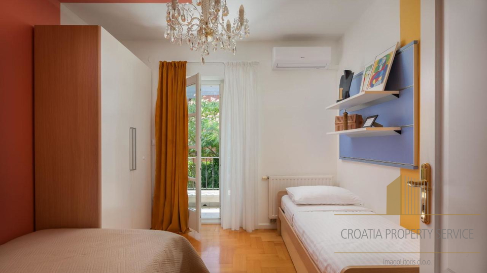 Casa, 250 m2, Vendita, Vodice