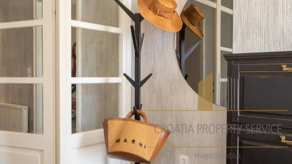 Casa, 250 m2, Vendita, Vodice