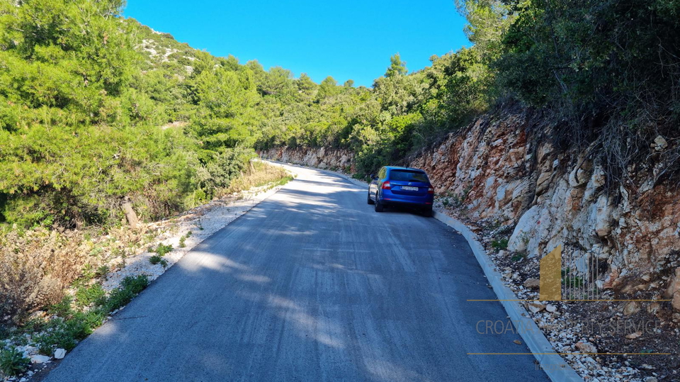 Attraktives Grundstück in erster Meereslinie – Investitionsmöglichkeit, Pelješac!