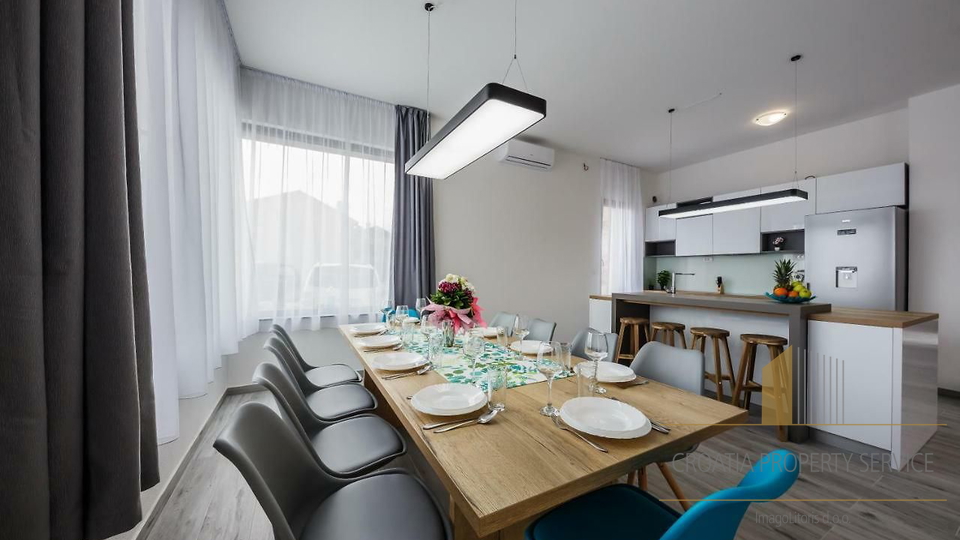 Elegant villa with panoramic sea view near Split!