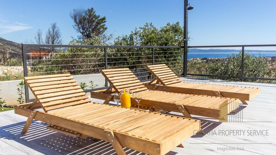 Elegant villa with panoramic sea view near Split!