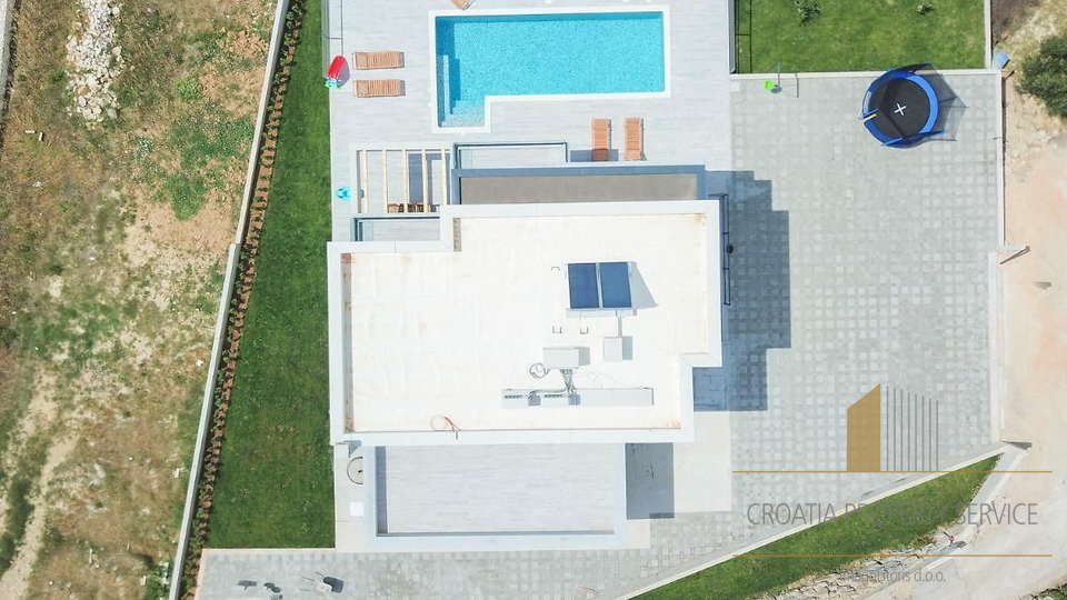 Elegant villa with panoramic sea view near Split!
