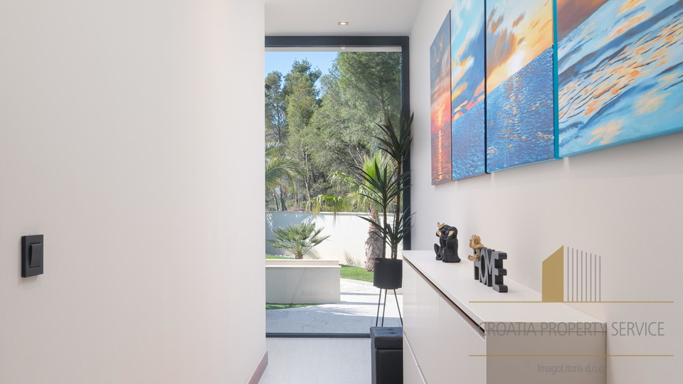 Elegante Villa mit Panoramablick auf das Meer in der Nähe von Zadar!