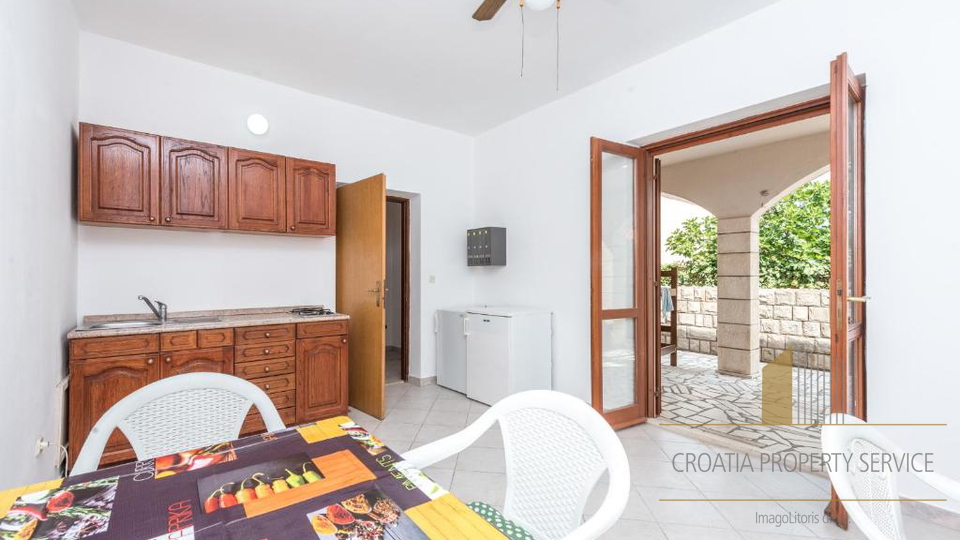 Beautiful apartment villa with a pool and sea view – Lapad, Dubrovnik!