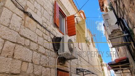 Renoviertes Steinhaus in der Altstadt von Trogir!