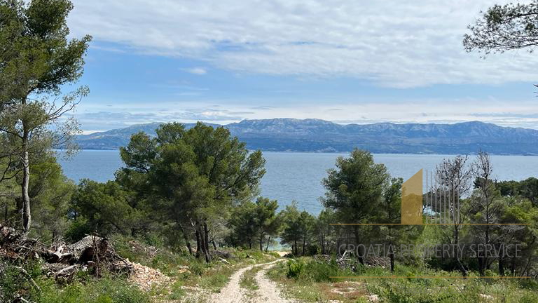 Perfect Investment: T2 building land in Sutivan, 100 m from the beach!