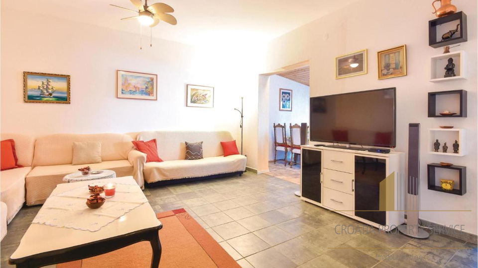 A beautiful house in an exclusive location next to the beach on the island of Čiovo!