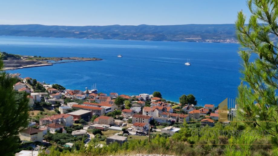 Baugrundstück mit freiem Blick auf das Meer an der Riviera von Omiš!