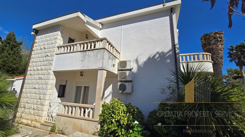 Bellissima casa in prima fila sul mare a Zaostrog, Riviera di Makarska!