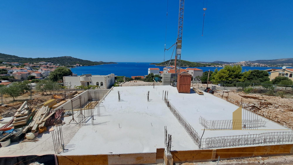 New luxury villa 170 m from the sea – Ražanj!