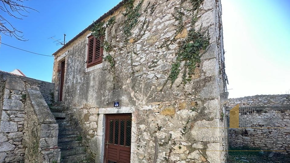 Altes Steinhaus mit großem Potenzial – Kožino, Zadar!