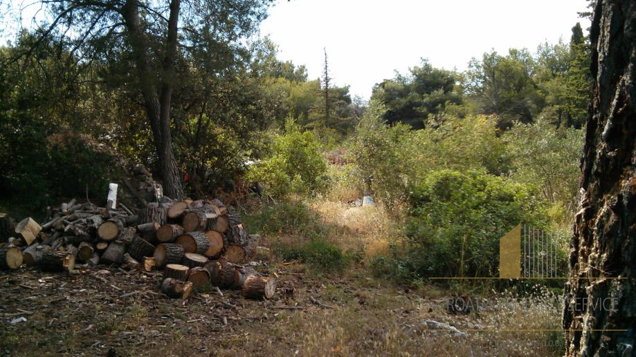 Attractive building plot 70 m from the sea - Supetar!