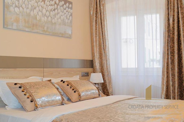 Izuzetan hotel s 3*** samo 100 metara od plaže u Kaštelima!